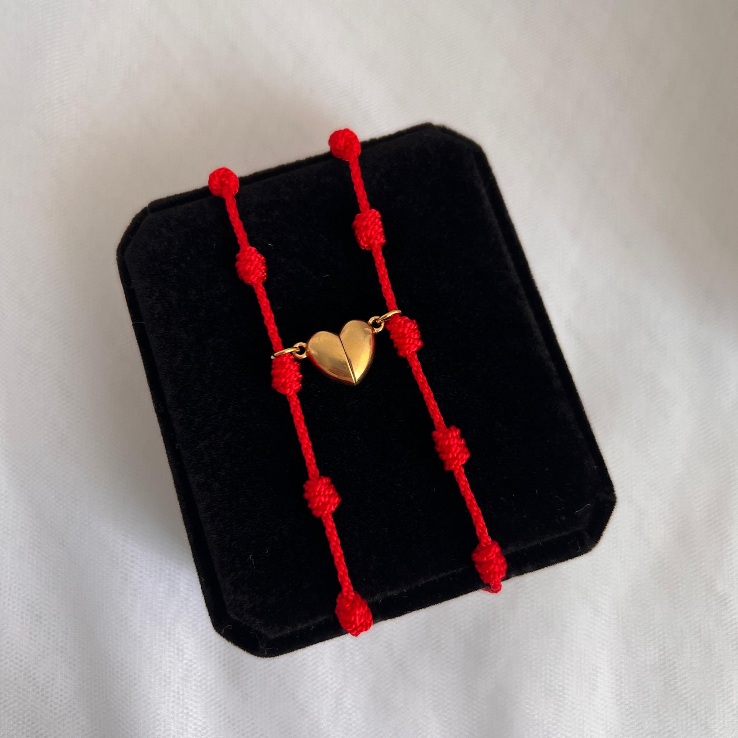 Pulseras de hilo rojo dije de acero