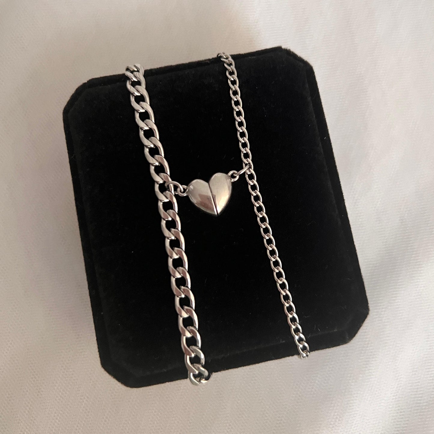 Pulseras corazón imantado