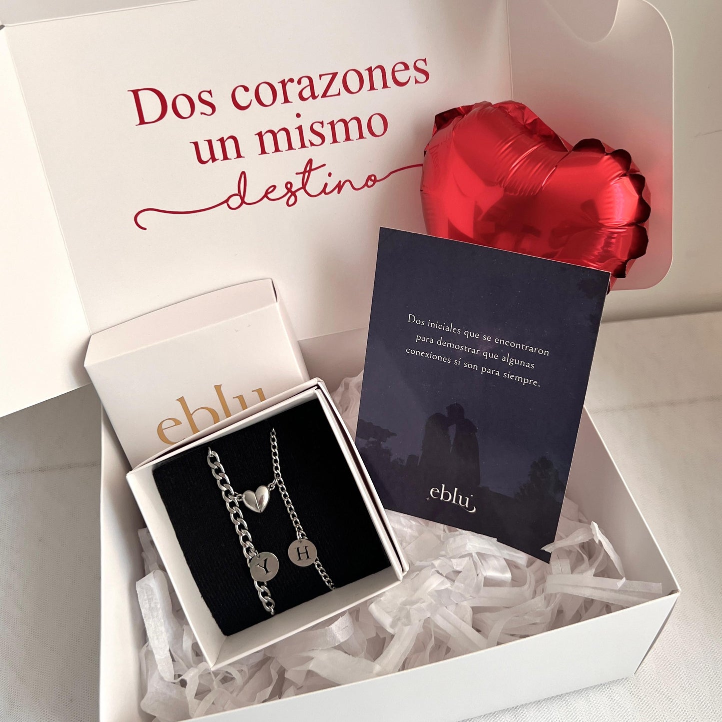 Pulseras de pareja imantadas con iniciales circulares