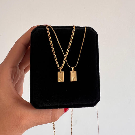 Collares de pareja iniciales plaquita