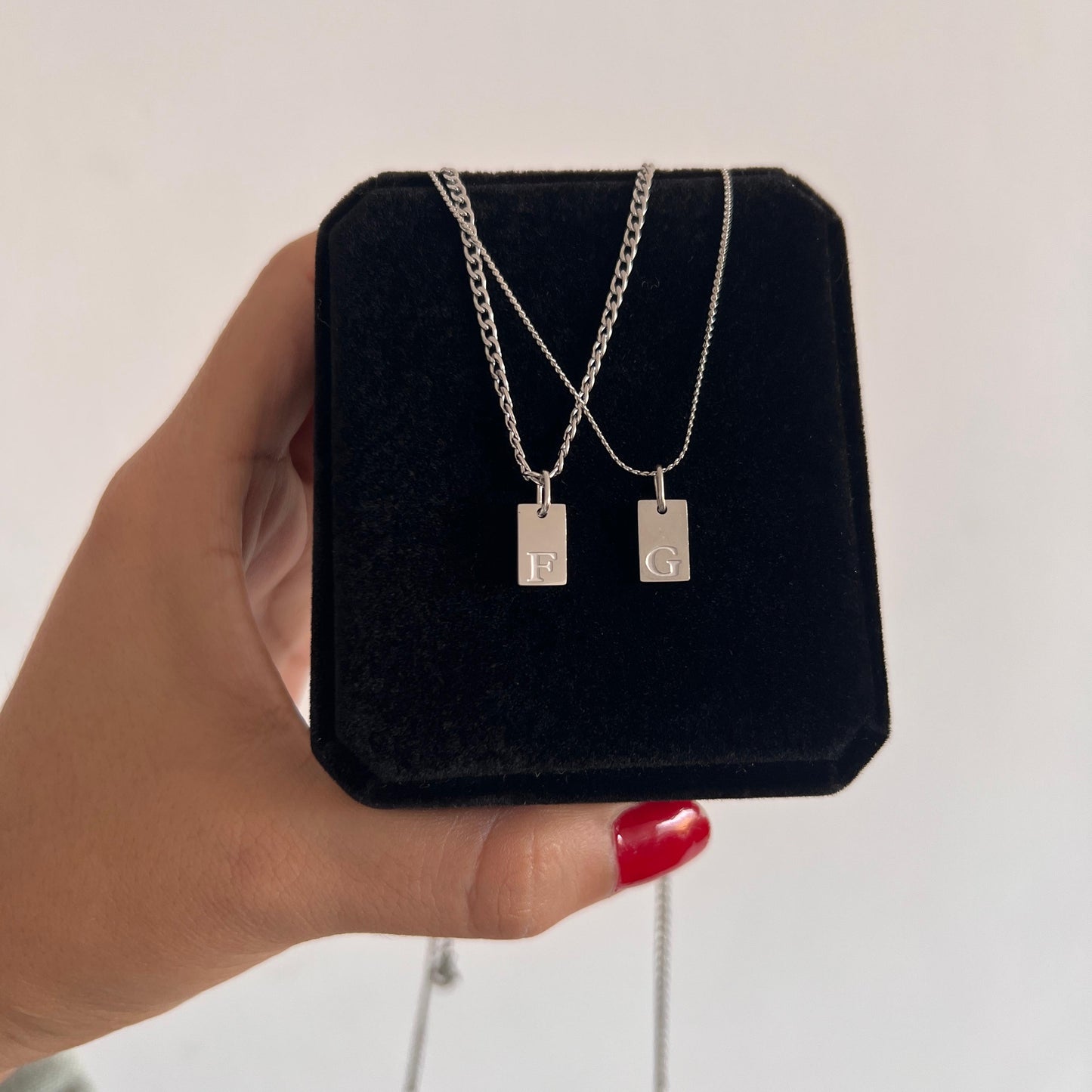 Collares de pareja iniciales plaquita