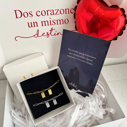 Pulseras iniciales doble plaquita
